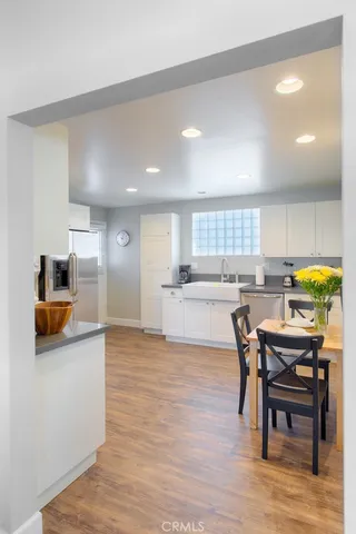 $7,450 | 113 29th Street, Manhattan Beach, CA 90266