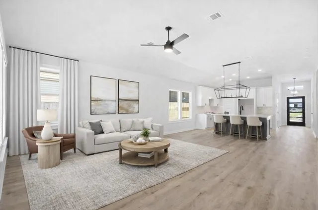 $319,900 | 410 Zeus Mountains Drive, Crosby, TX 77532