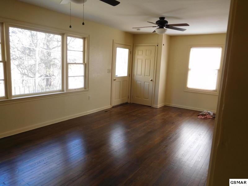1645 McCarty Road Knoxville, TN 37914 - Photo 9 of 23 Gallery Image 9