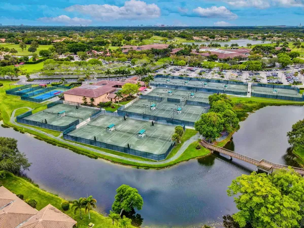 $9,500 | 479 Prestwick Circle, Palm Beach Gardens, FL 33418