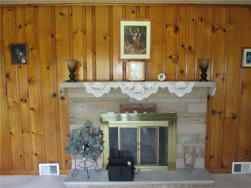 588 Whitestown Road Butler, PA 16001 - Photo 5 of 21