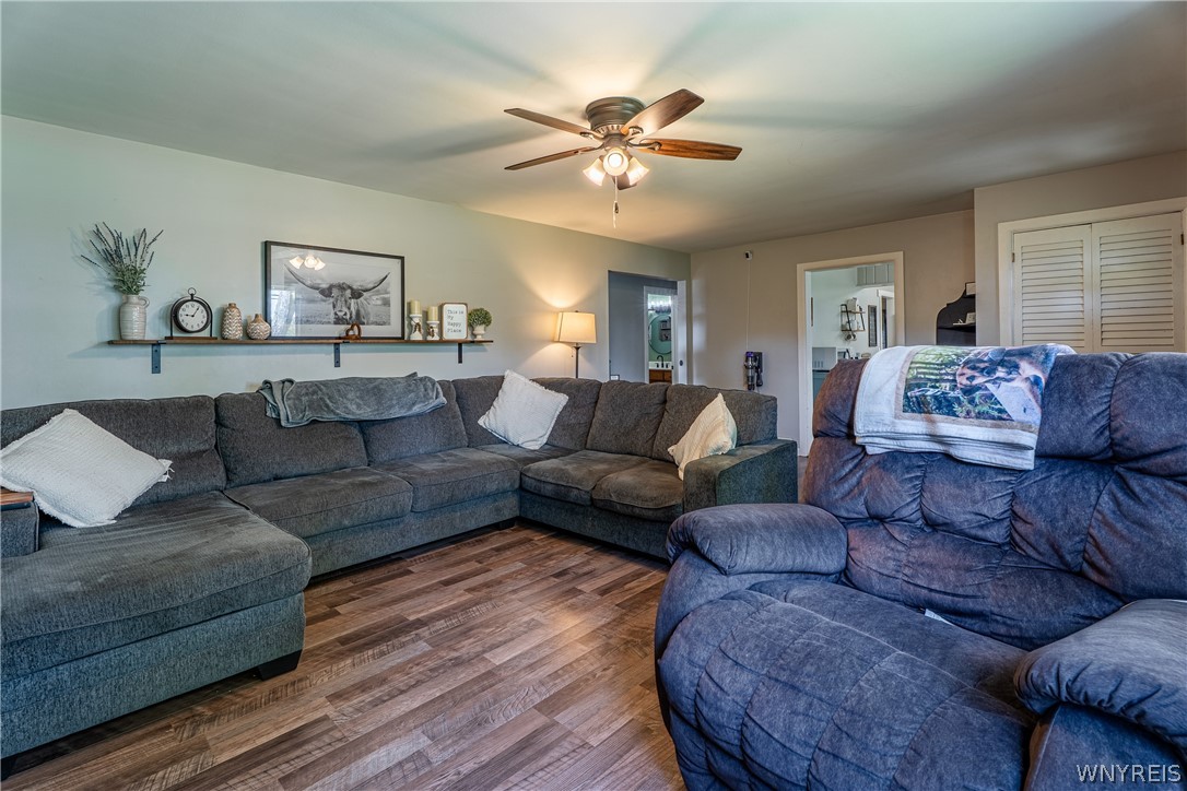 3174 Lockport Road Wheatfield, NY 14132 - Photo 9 of 41