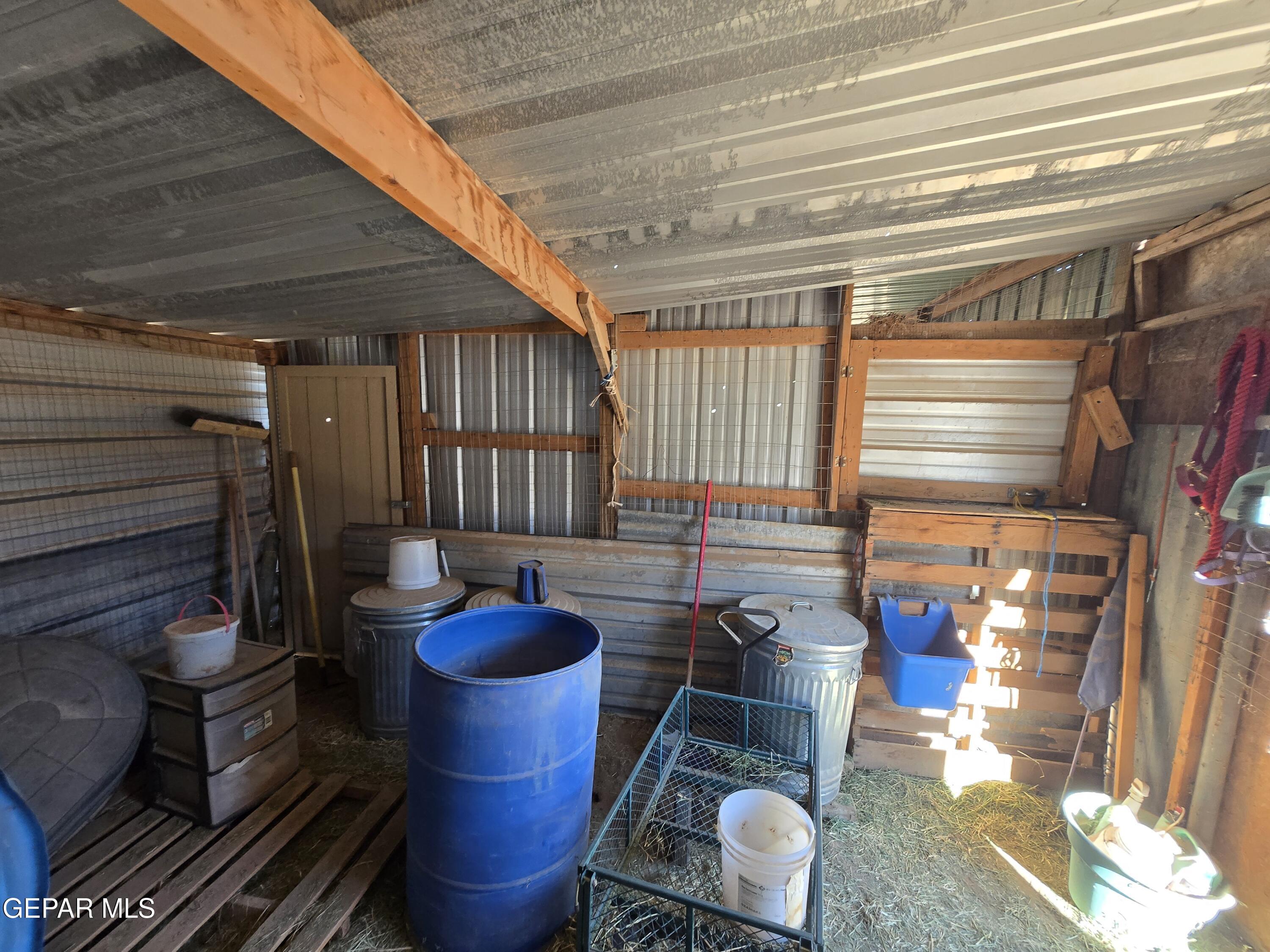 625 Tumbleweed Road Chaparral, NM 88081 - Photo 6 of 17 a room with chairs and a potted plant