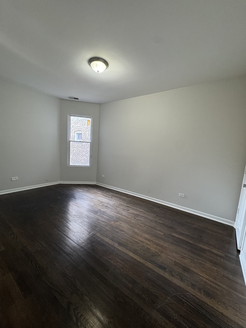 6130 South Rhodes Avenue, Unit 2 Chicago, IL 60637 - Photo 6 of 9
