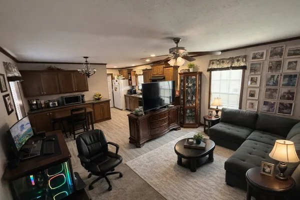 $40,000 | 8766 Pelican Drive, Hodgkins, IL 60525