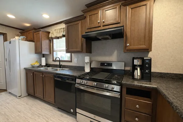 $40,000 | 8766 Pelican Drive, Hodgkins, IL 60525