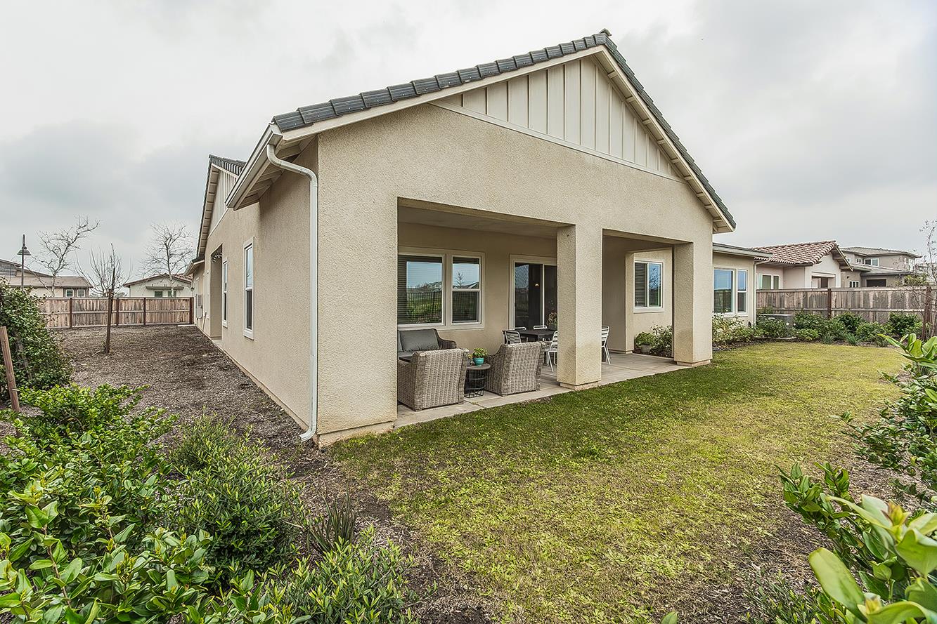 948 Beaver Pond Loop Madera, CA 93636 - Photo 15 of 74