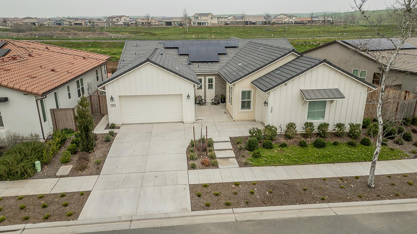 948 Beaver Pond Loop Madera, CA 93636 - Photo 64 of 74