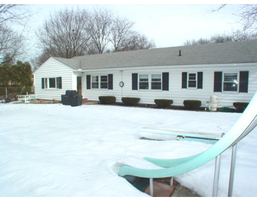 13 Bowdoin Road Andover, MA 01810 - Photo 7 of 14 Gallery Image 7