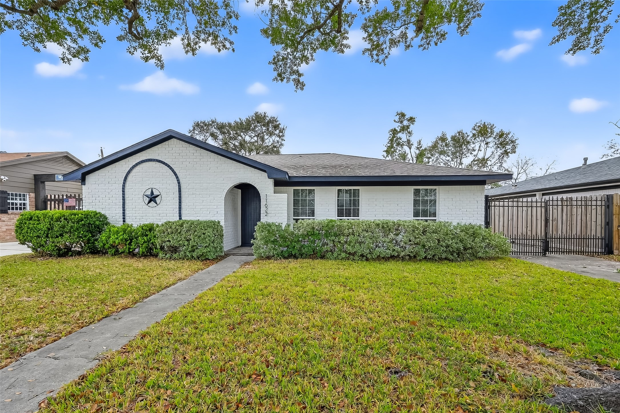 11622 Triola Lane Houston, TX 77072 - Photo 3 of 43