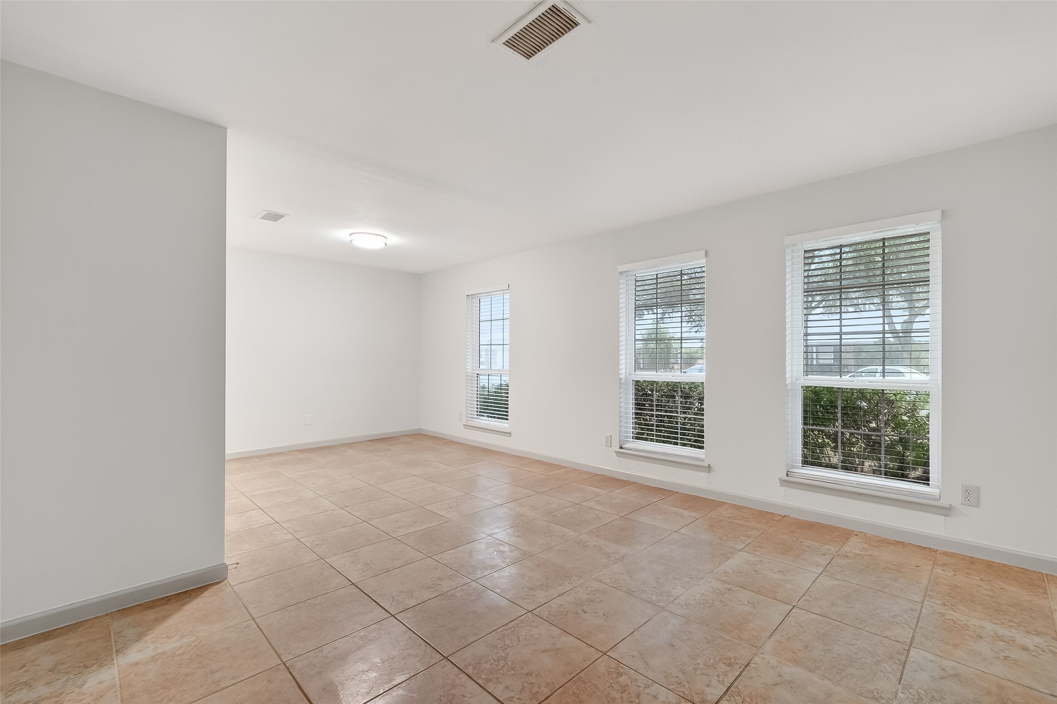 11622 Triola Lane Houston, TX 77072 - Photo 9 of 43