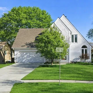 $490,000 | 11301 Lowell Avenue, Overland Park, KS 66210