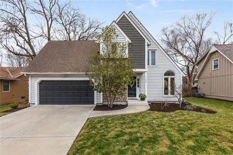 $490,000 | 11301 Lowell Avenue, Overland Park, KS 66210