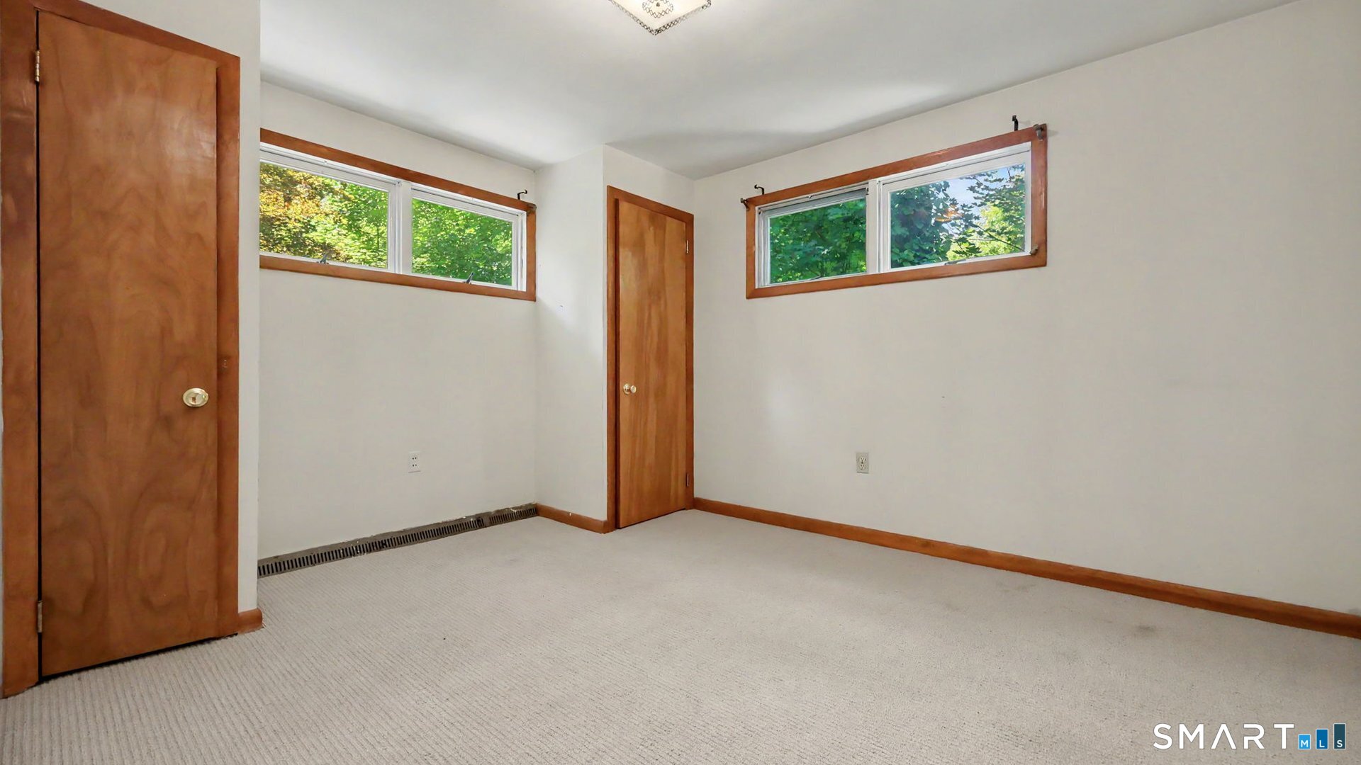 144 Maple Street Seymour, CT 06483 - Photo 22 of 40