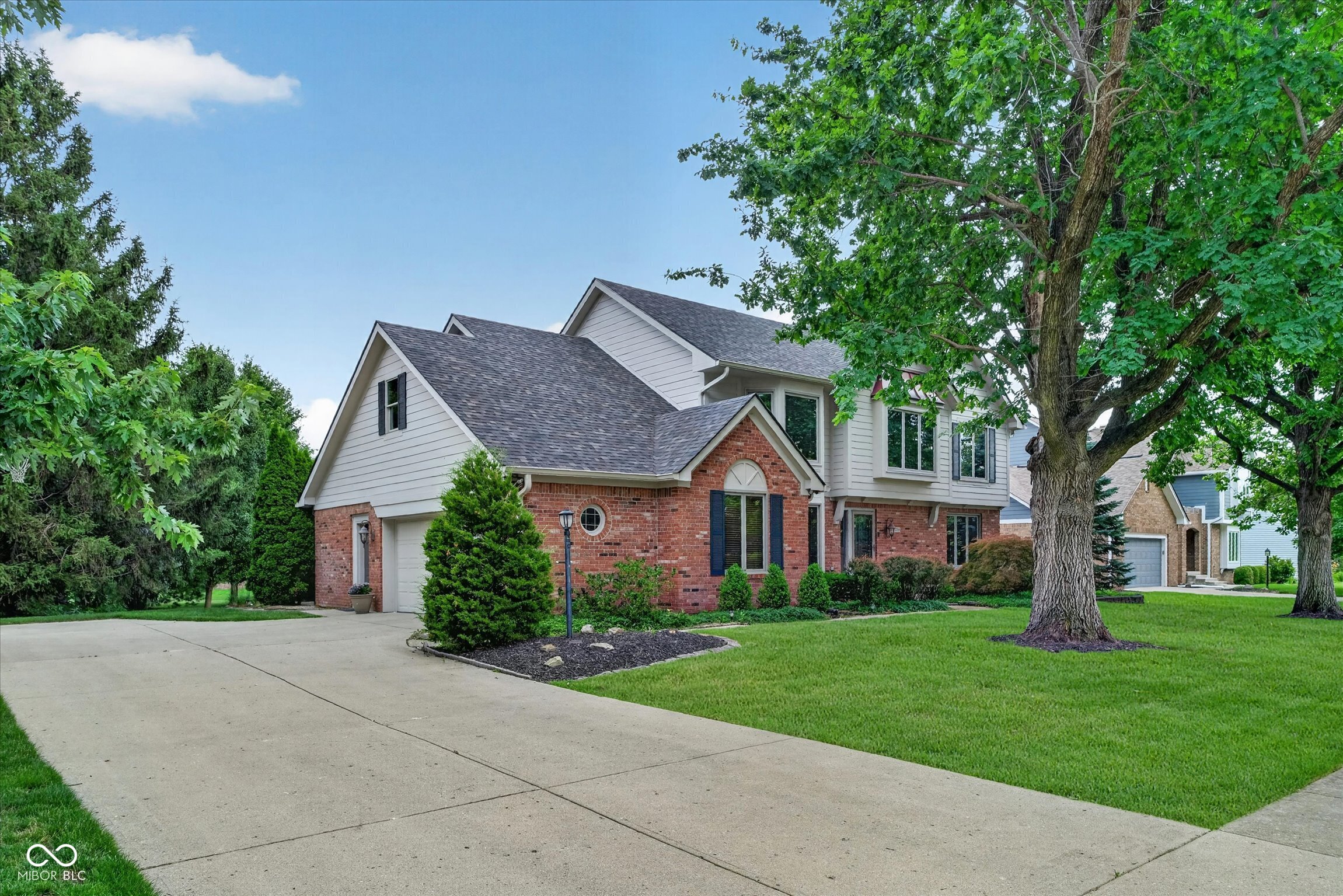 13719 Springmill Boulevard Carmel, IN 46032 - Photo 3 of 50