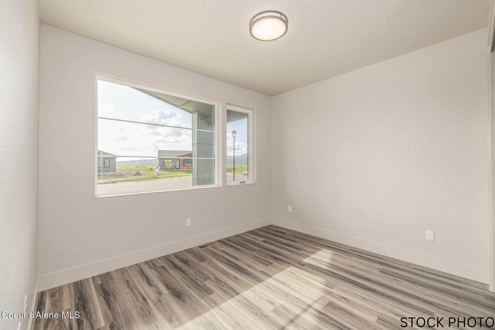 6414 West Frehley Way Rathdrum, ID 83858 - Photo 14 of 21 14 GUEST BED 1