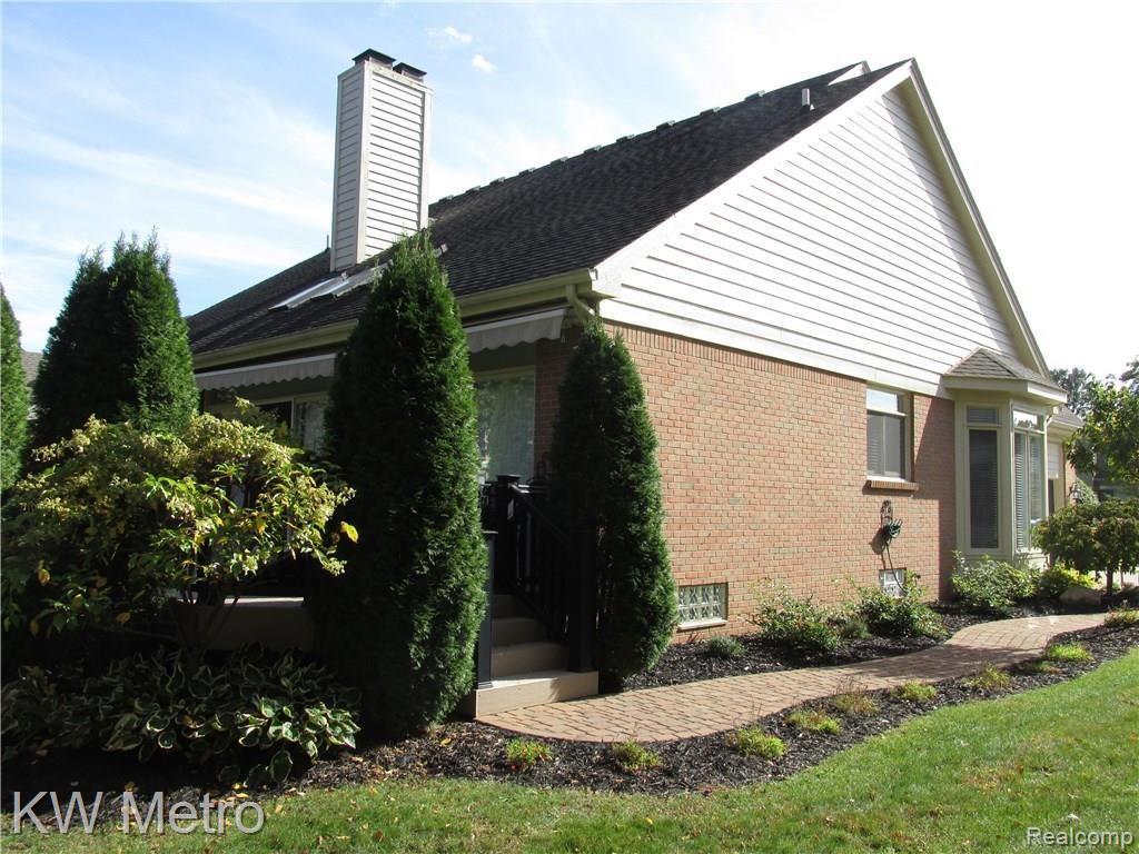 1104 Loncar Drive Rochester, MI 48307 - Photo 46 of 46 SideView.JPG