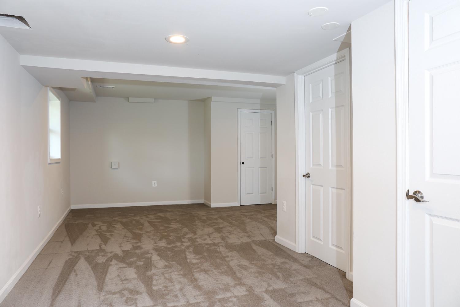 5423 Rilian Court Burke, VA 22015 - Photo 64 of 67 Spacious 5th bedroom
