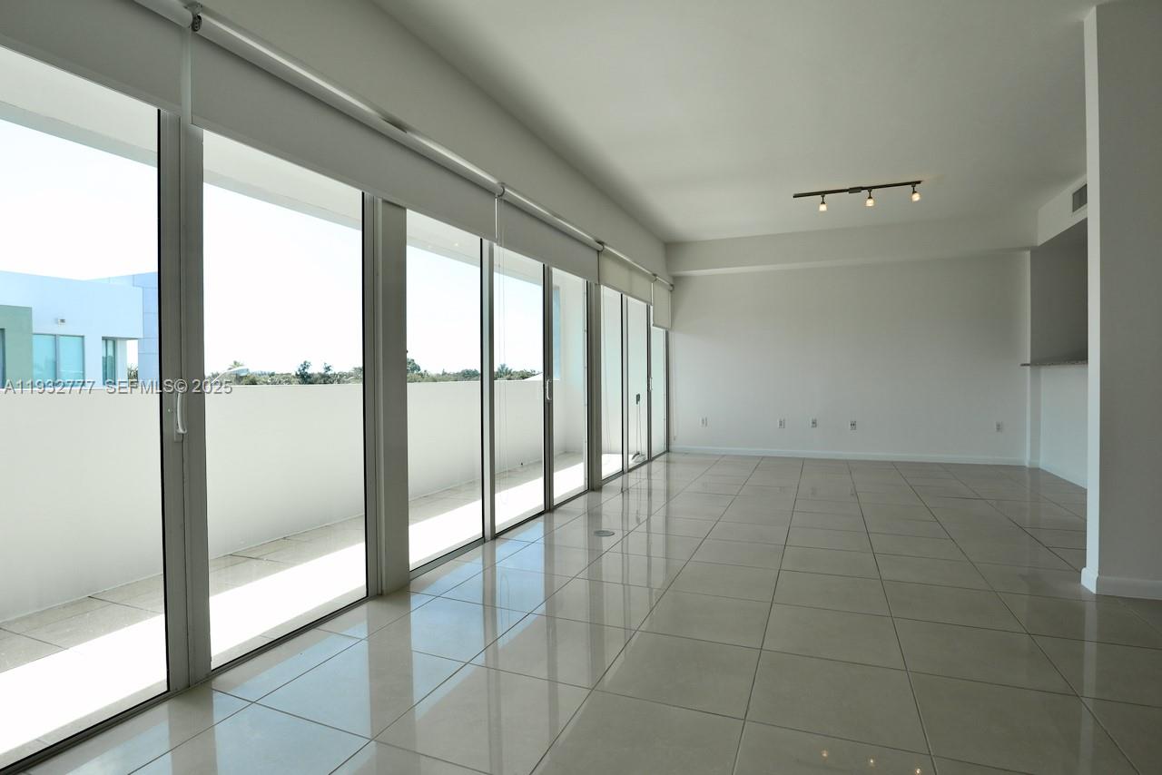 2694 Inagua Avenue, Unit PH3 Coconut Grove, FL 33133 - Photo 11 of 28