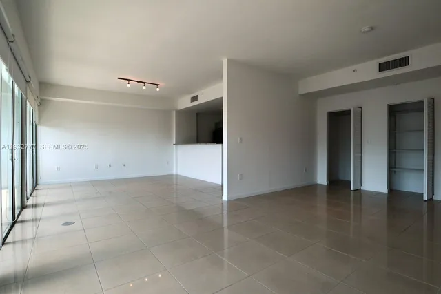 $2,400 | 2694 Inagua Avenue, Unit PH3, Coconut Grove, FL 33133