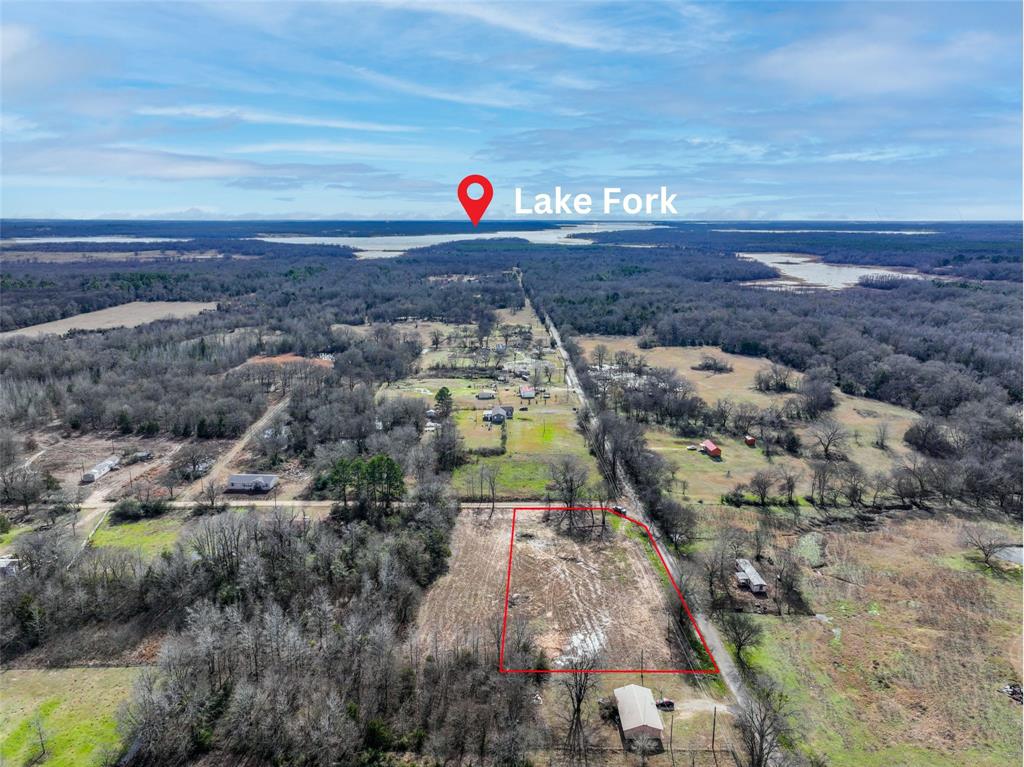 705 County Road 2437 Como, TX 75431 - Photo 7 of 16