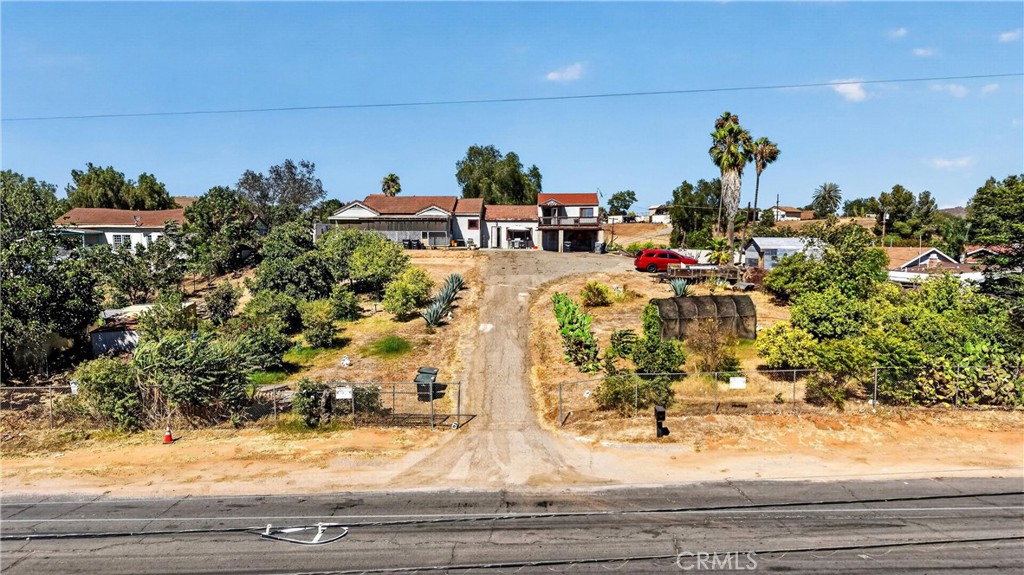 5145 Mitchell Avenue Riverside, CA 92505 - Photo 3 of 53