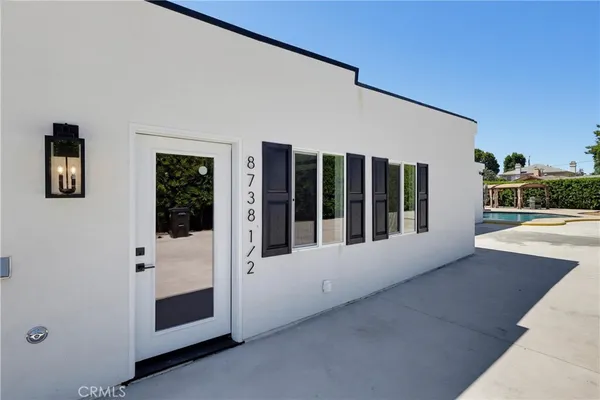 $4,000 | 8738 1/2 Paso Robles Avenue, Northridge, CA 91325