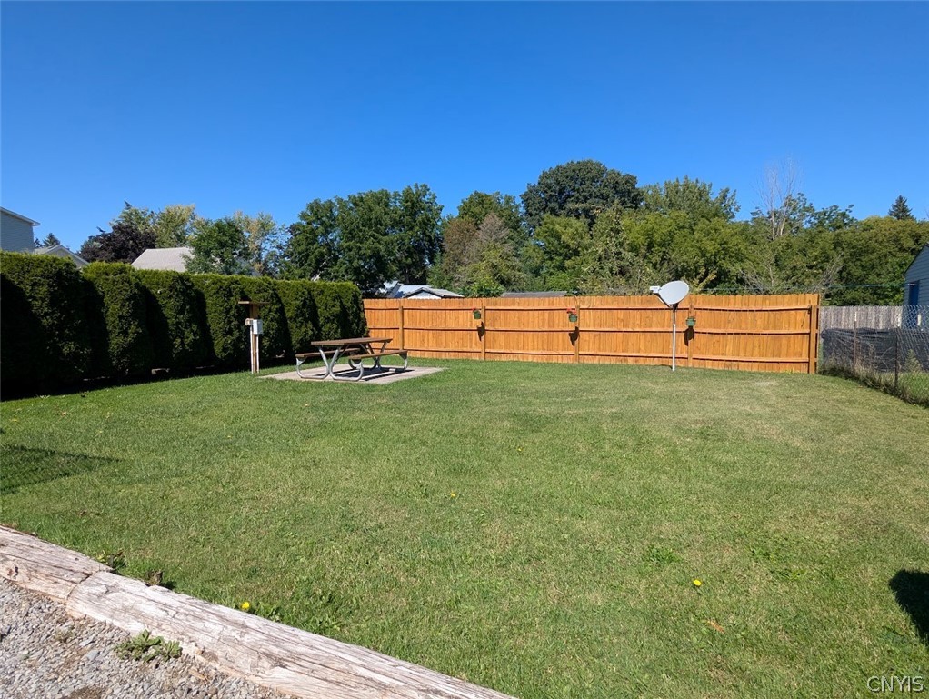 115 Furnace Avenue Oneida, NY 13421 - Photo 3 of 35 Gallery Image 3