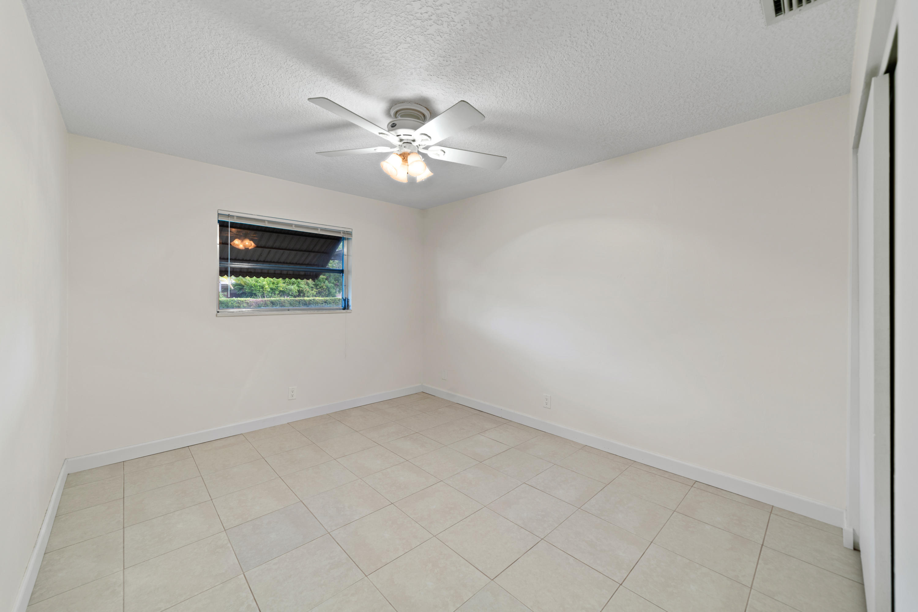 2016 Joy-Rene Lane North Palm Beach, FL 33408 - Photo 15 of 24 2/1 UNITS #2,3,4 BEDROOM