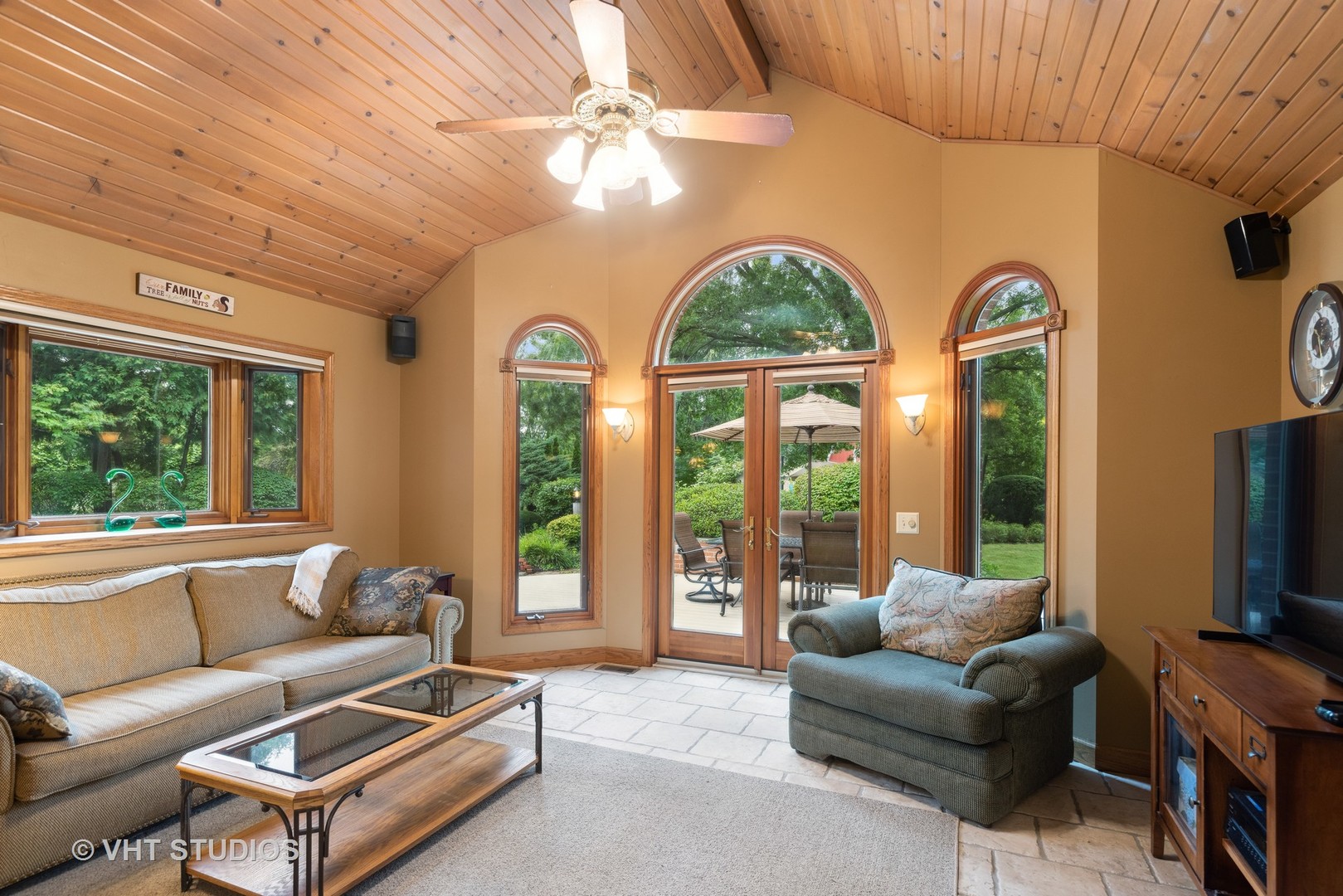 39390 North Winchester Road Wadsworth, IL 60083 - Photo 9 of 52 Gallery Image 9