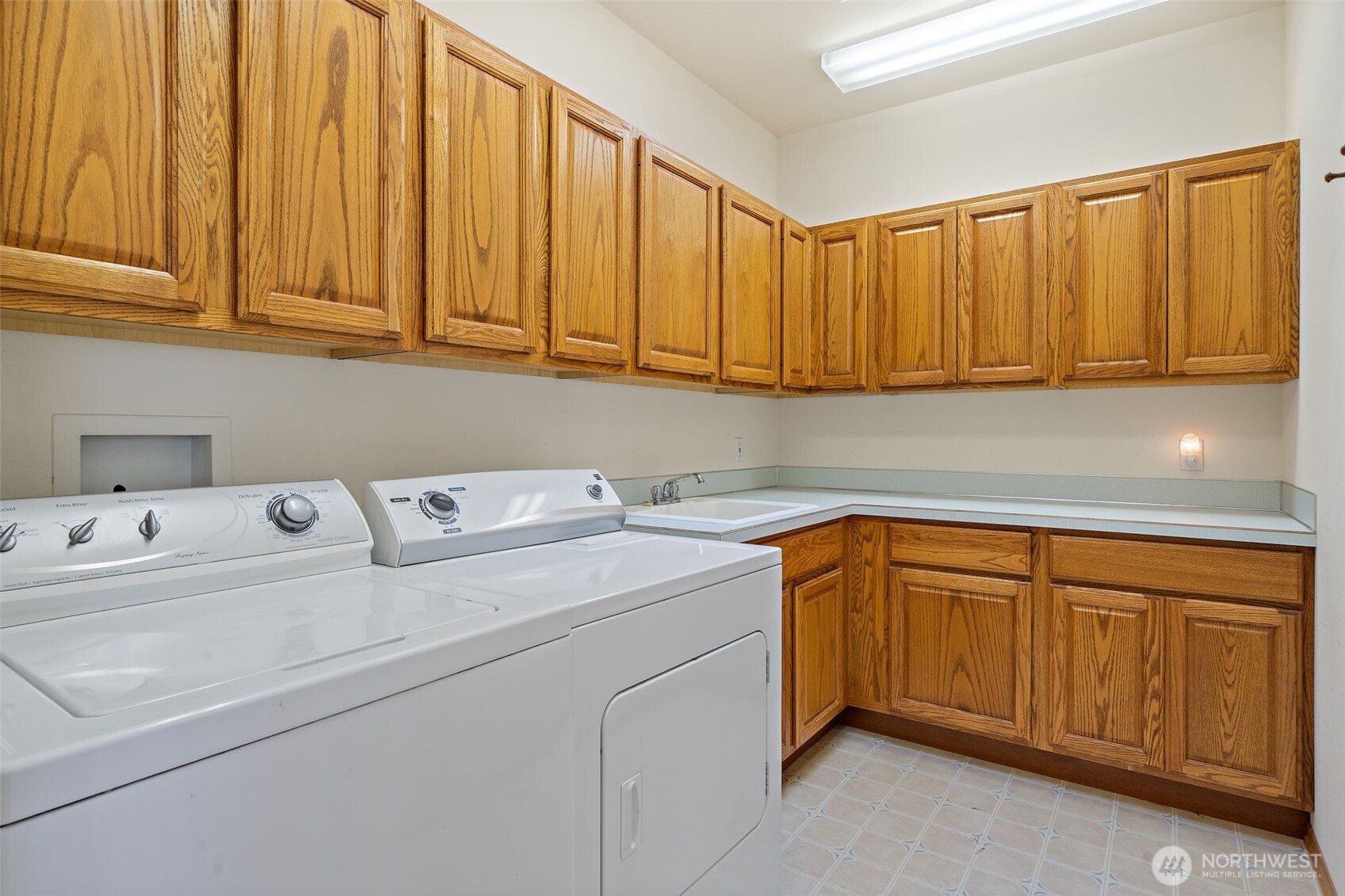 753 Old Logging Road Sequim, WA 98382 - Photo 14 of 39 Gallery Image 14