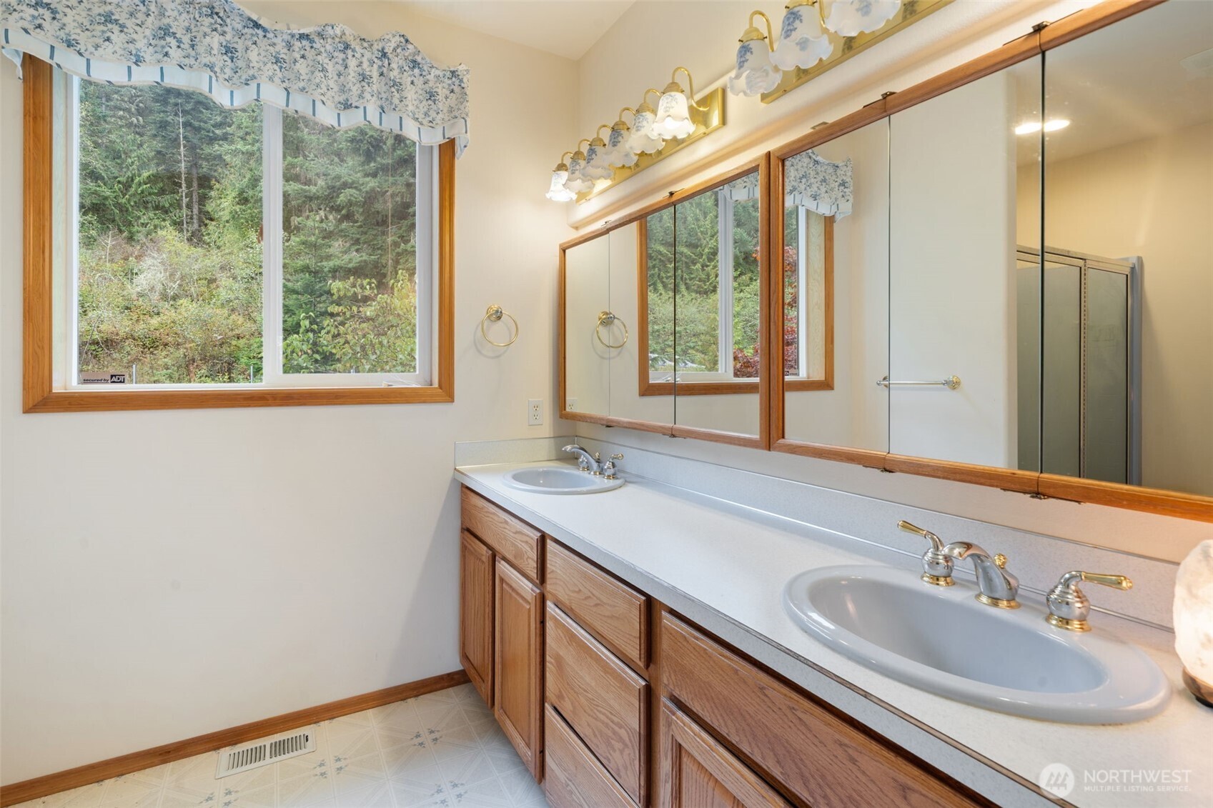 753 Old Logging Road Sequim, WA 98382 - Photo 20 of 39 Gallery Image 20