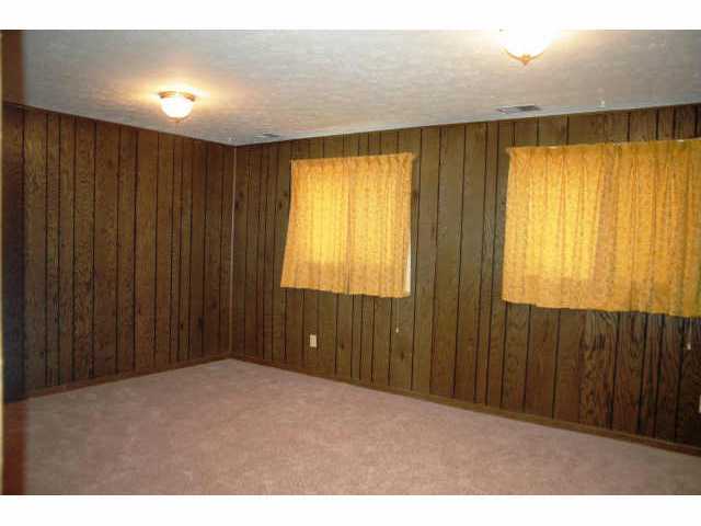 3120 Dunloe Road Columbus, OH 43232 - Photo 5 of 10 Gallery Image 5