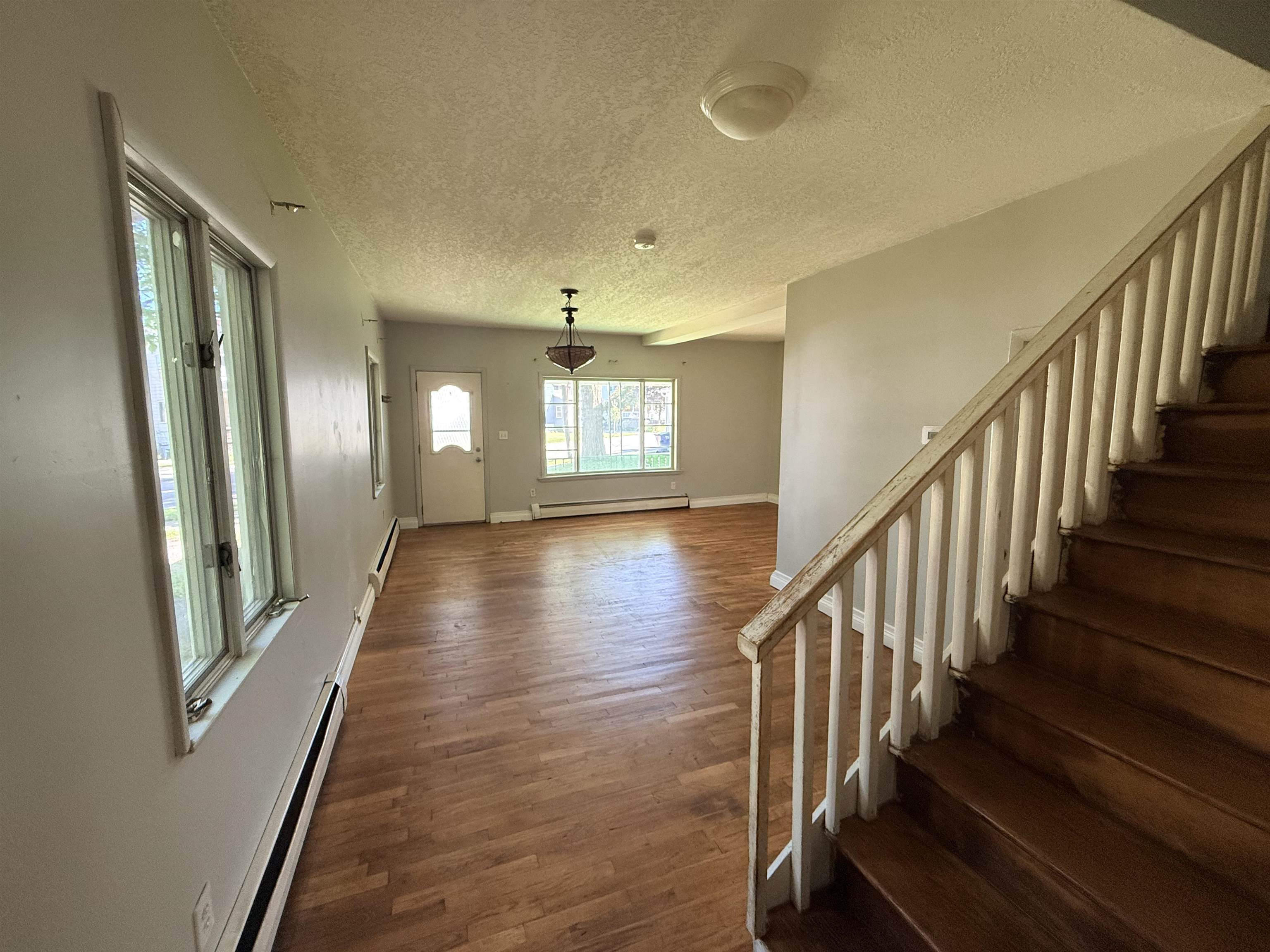 708 Woodside Lane Bay City, MI 48708 - Photo 4 of 22