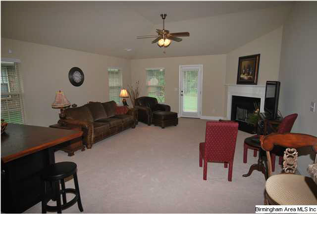 293 Stoney Trail Alabaster, AL 35114 - Photo 4 of 13