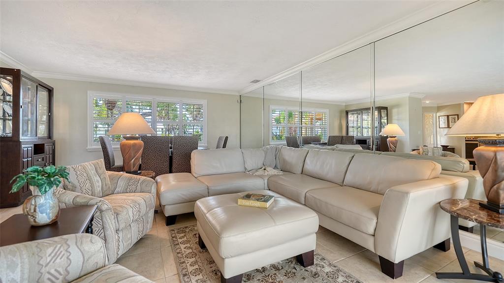 524 Ketch Lane Longboat Key, FL 34228 - Photo 16 of 62