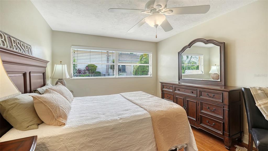 524 Ketch Lane Longboat Key, FL 34228 - Photo 33 of 62