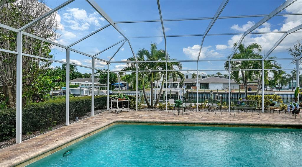 524 Ketch Lane Longboat Key, FL 34228 - Photo 40 of 62