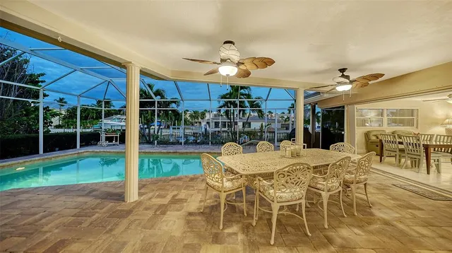 $1,899,000 | 524 Ketch Lane, Longboat Key, FL 34228