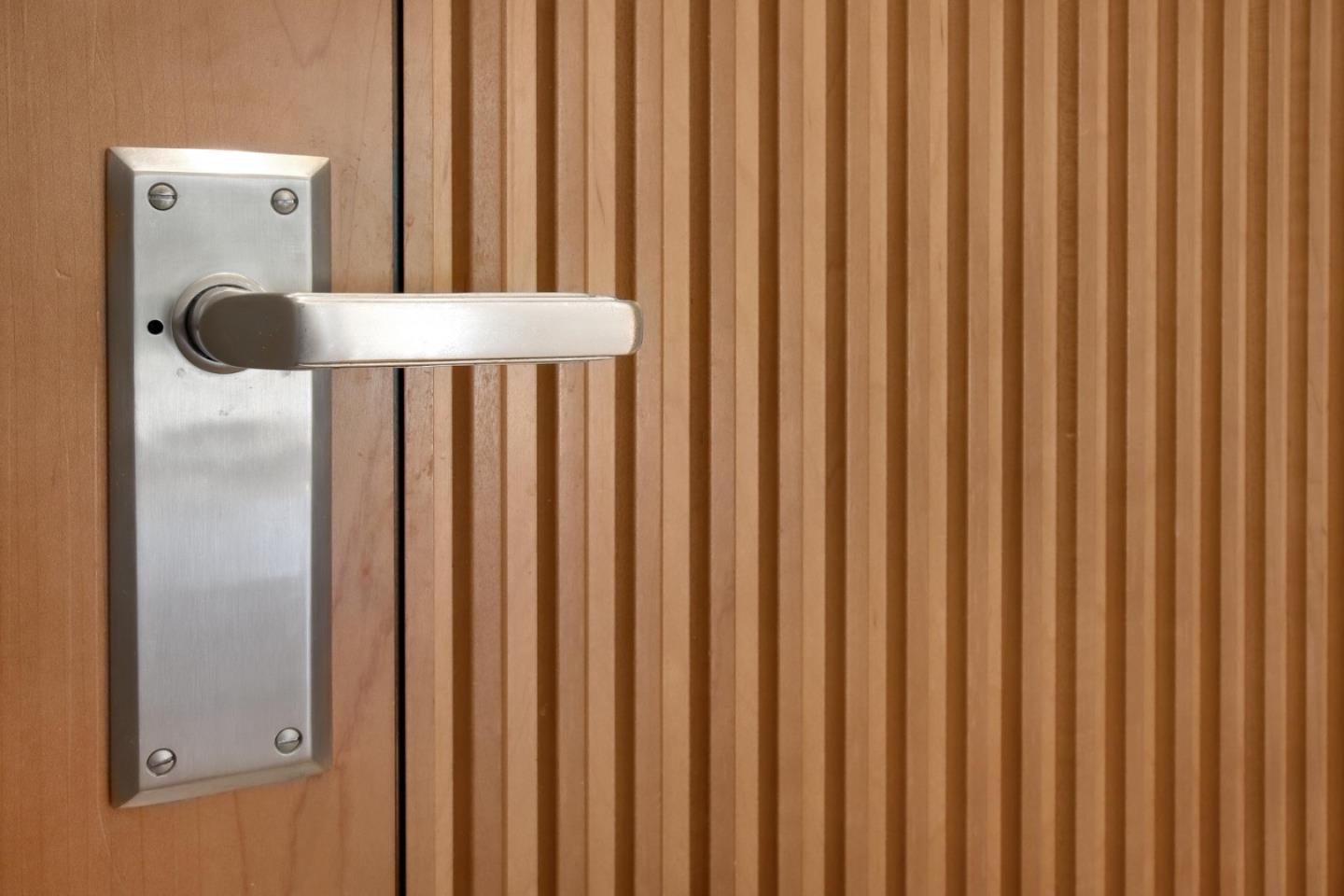 120 Edenvale Road Watsonville, CA 95076 - Photo 9 of 68 a close view of a utility room with dryer and washer