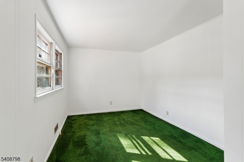 39 Gage Road East Brunswick, NJ 08816 - Photo 12 of 24