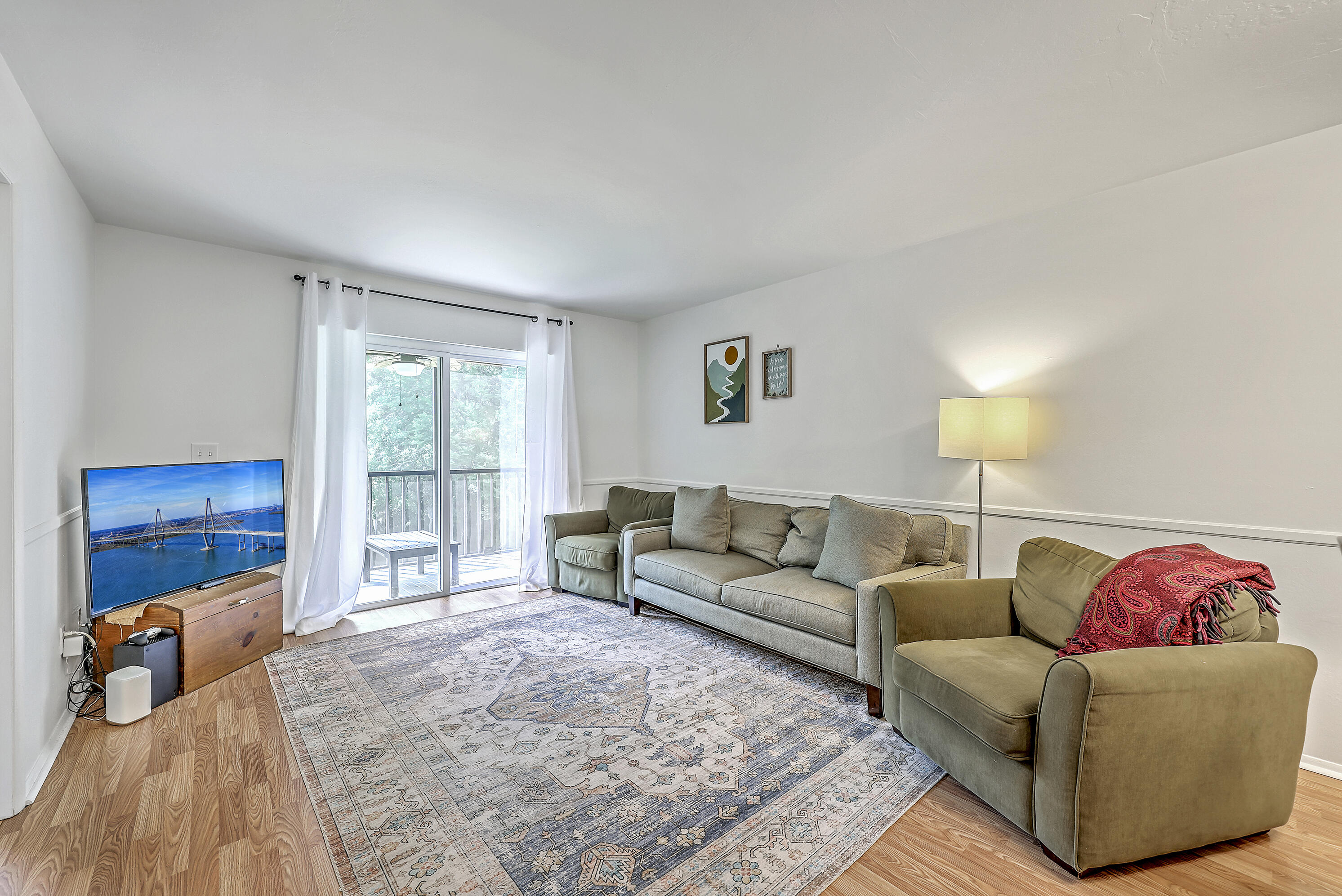 2174 Bees Ferry Road, Unit G Charleston, SC 29414 - Photo 10 of 27 Living Room