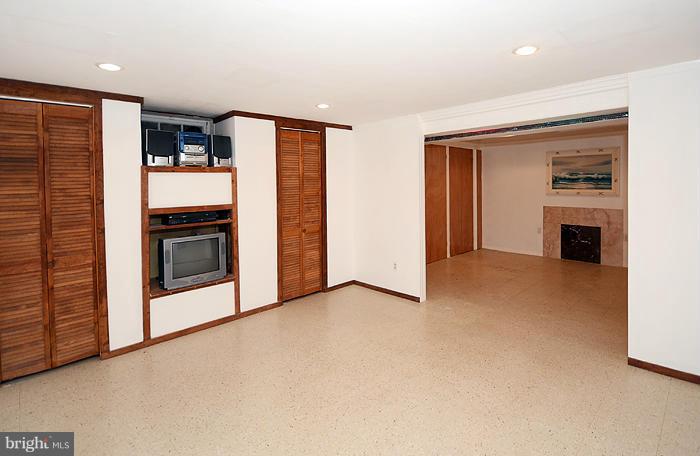 1111 Greenway Road Cockeysville, MD 21030 - Photo 16 of 19 Lower Level