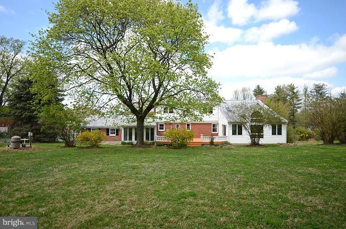 1111 Greenway Road Cockeysville, MD 21030 - Photo 18 of 19 Exterior (Rear)
