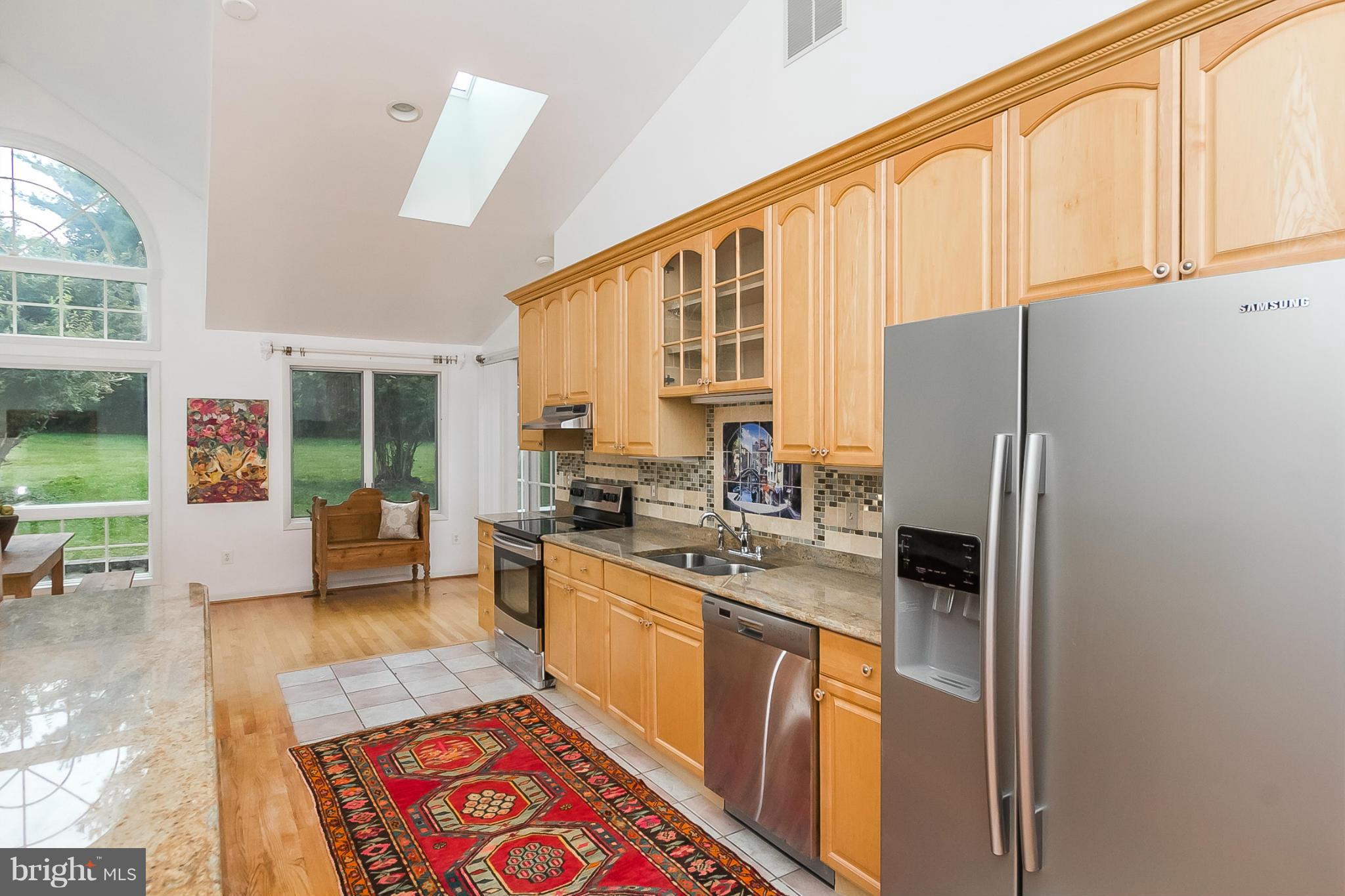 1111 Greenway Road Cockeysville, MD 21030 - Photo 4 of 19 Kitchen