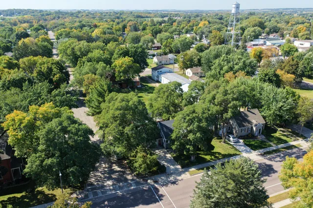 $275,000 | 153 Central Avenue South, Richmond, MN 56368