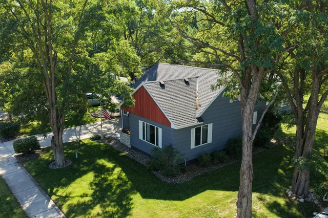 $275,000 | 153 Central Avenue South, Richmond, MN 56368