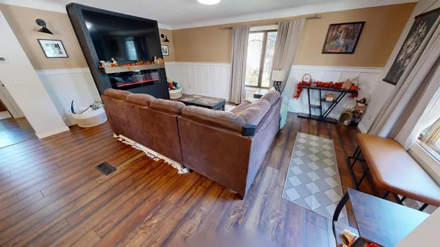 $275,000 | 153 Central Avenue South, Richmond, MN 56368