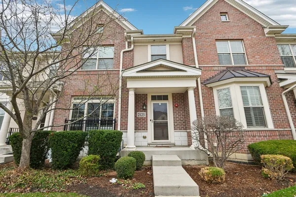 $569,900 | 2125 Apple Hill Lane, Buffalo Grove, IL 60089
