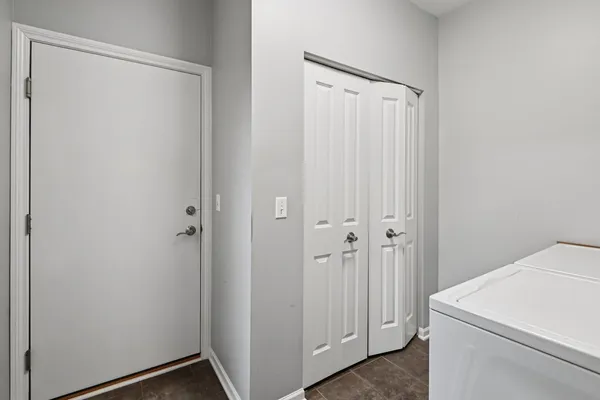 $569,900 | 2125 Apple Hill Lane, Buffalo Grove, IL 60089